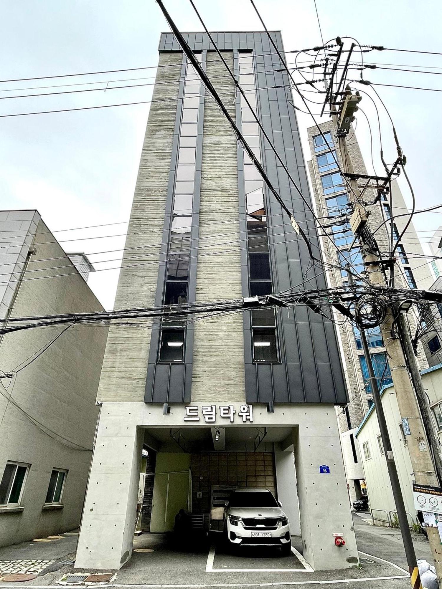 Ssh Es Dream Tower Aparthotel *